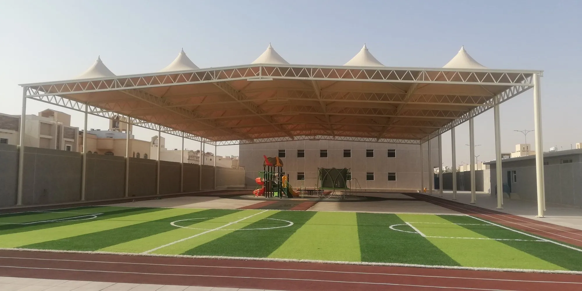 تركيب المظلات بأنواعها المختلفة في الرياض 